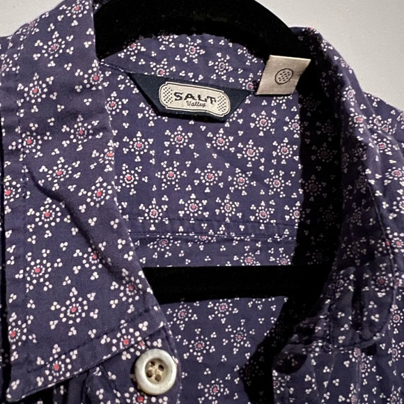 Vintage Patterned button down - Picture 2 of 3